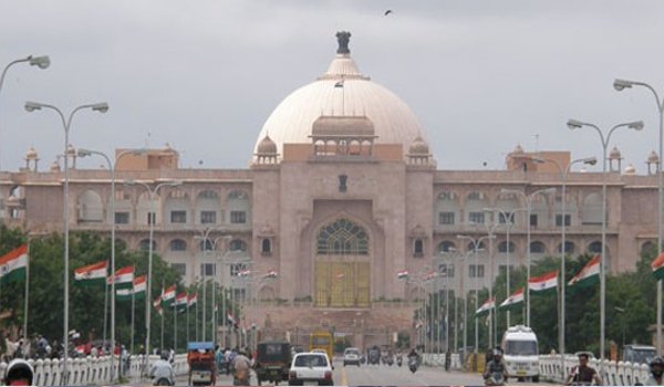 राजस्थान दंड विधियां संशोधन विधेयक को लेकर जमकर हंगामा