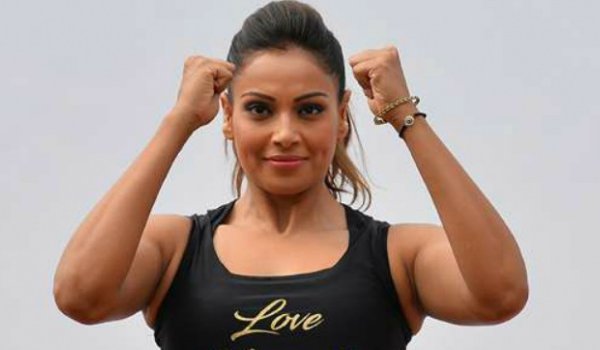 Bipasha Basu swears by this fitness routine. Here's what keeps her in shape