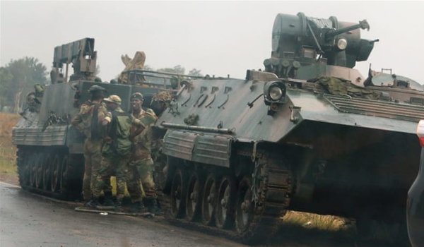 जिम्बाब्वे के सरकारी चैनल पर सैनिकों का कब्जा