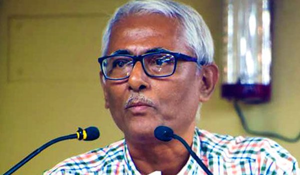 डेंगू को लेकर फेसबुक पोस्ट पर बंगाल में डॉक्टर निलंबित डेंगू को लेकर फेसबुक पोस्ट पर बंगाल में डॉक्टर निलंबित