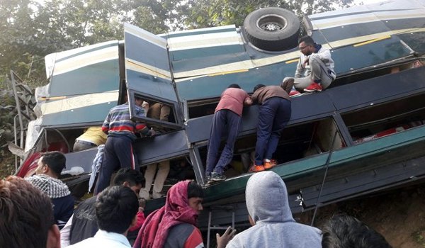 छत्तीसगढ : पेंड्रा में यात्री बस पलटने से 7 की मौत