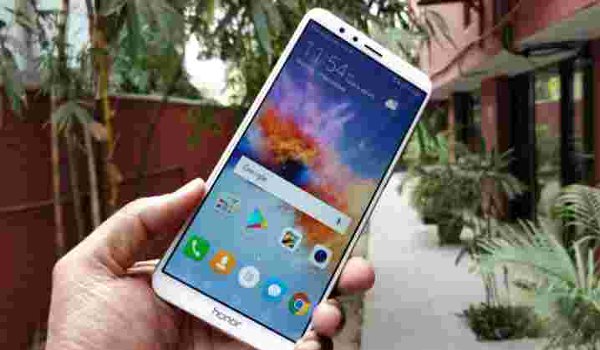 ऑनर 7एक्स : मजबूत हार्डवेयर के साथ बढ़िया लुक ऑनर 7एक्स : मजबूत हार्डवेयर के साथ बढ़िया लुक