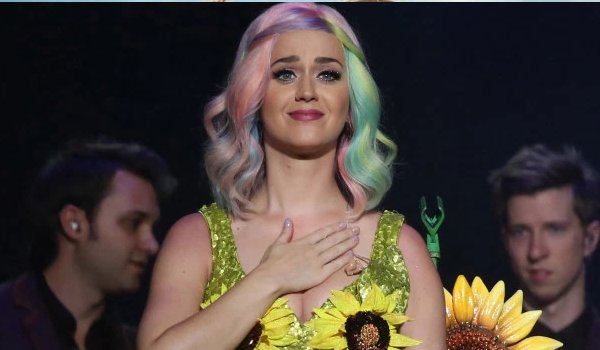 Katy Perry banned from China and Victoria's Secret show over dress
