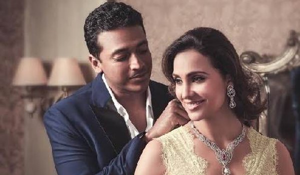 महेश भूपति व लारा दत्ता रीमैक्स के ब्रांड एंबेसडर महेश भूपति व लारा दत्ता रीमैक्स के ब्रांड एंबेसडर