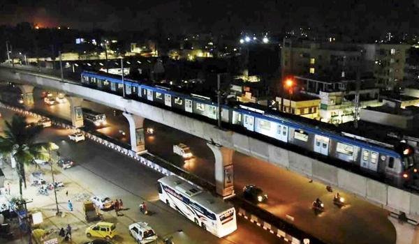 हैदराबाद मेट्रो दौड़ने को तैयार, मंगलवार को उद्घाटन