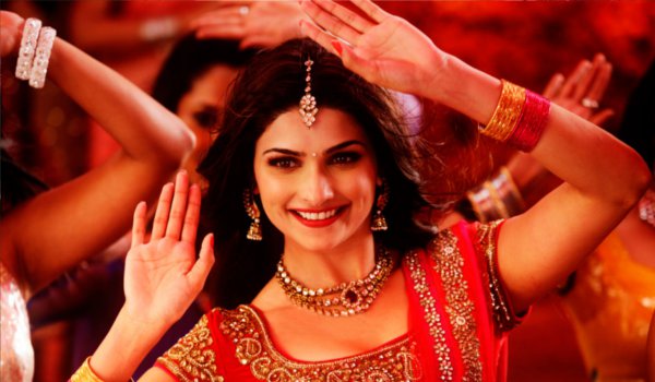 प्राची देसाई ने ‘कोशा’ के लिए सीखा गिटार प्राची देसाई ने ‘कोशा’ के लिए सीखा गिटार