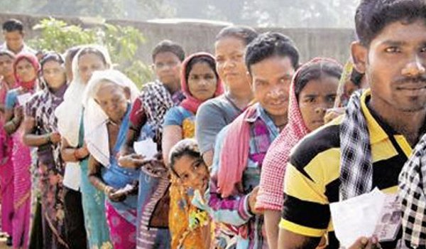 उत्तप्रदेश : निकाय चुनाव शांतिपूर्वक संपन्न, 52.50 प्रतिशत मतदान उत्तप्रदेश : निकाय चुनाव शांतिपूर्वक संपन्न, 52.50 प्रतिशत मतदान