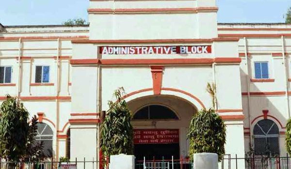 Bihar: junior doctors ends strike in PMCH