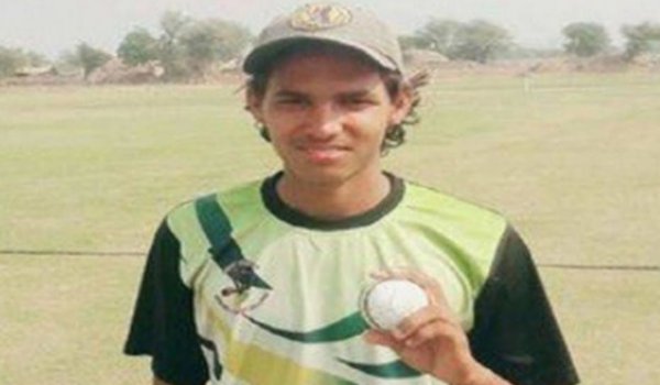 हैरतअंगेज : राजस्थान के आकाश ने बिना रन दिए झटके 10 विकेट