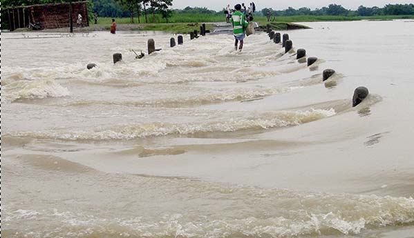 बरसाती नदियों का खूबसूरत मायाजाल