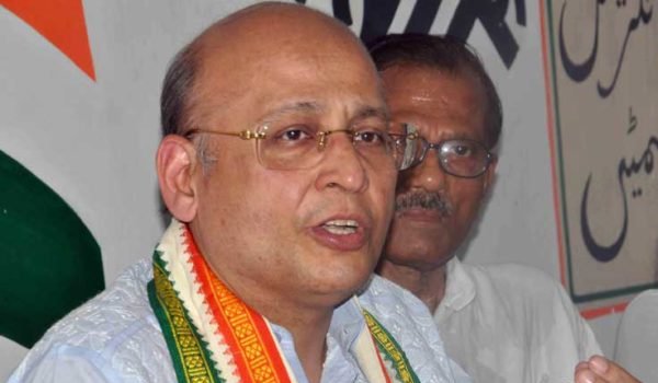 हार्दिक पटेल के लगाए आरोपों की जांच करे निर्वाचन आयोग : कांग्रेस हार्दिक पटेल के लगाए आरोपों की जांच करे निर्वाचन आयोग : कांग्रेस