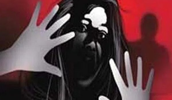 दिल्ली : महिला ने कैब चालक पर दुष्कर्म का आरोप लगाया