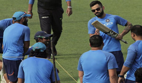 कोलकाता टेस्ट : बारिश के कारण भारतीय टीम के अभ्यास सत्र में खलल