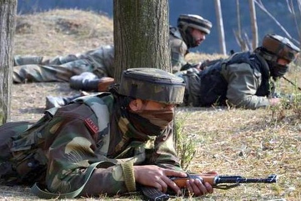 4 CRPF jawans martyred in Kashmir, 2 militant heaps