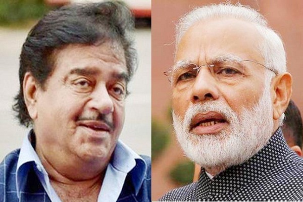शत्रुघ्न सिन्हा ने दी PM मोदी को नसीहत कहा – माहौल को सांप्रदायिक बनाना बंद करें शत्रुघ्न सिन्हा ने दी PM मोदी को नसीहत कहा – माहौल को सांप्रदायिक बनाना बंद करें
