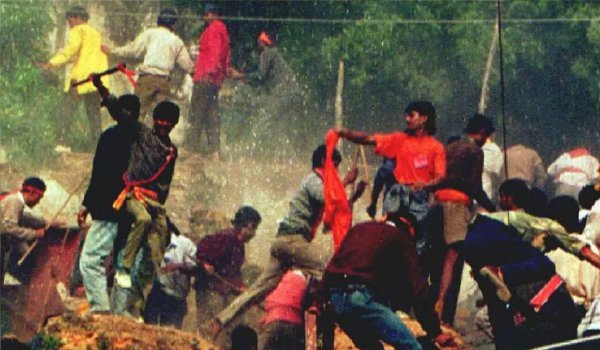 उत्तरप्रदेश : बाबरी विध्वंस की 25वीं बरसी पर अयोध्या में हाई अलर्ट