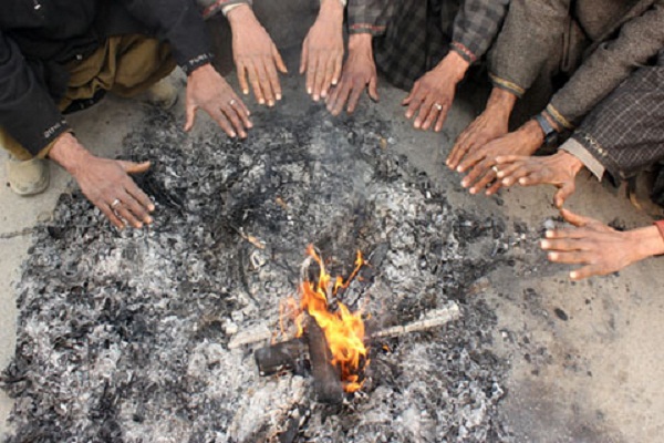 Cold wave continues in Jammu and Kashmir