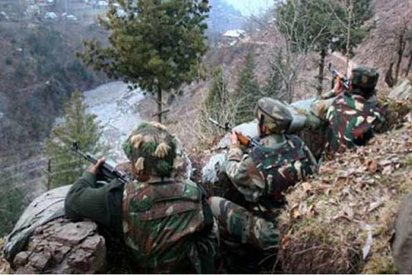 LOC पर भारत, पाकिस्तान की सेनाओं के बीच गोलीबारी