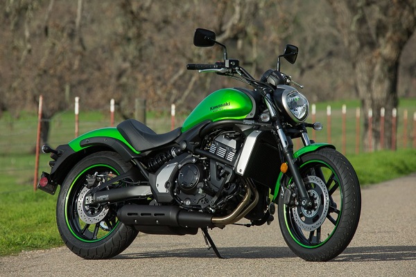 KAWASAKI लॉन्च करेगी ये शानदार क्रूज़र बाइक, जानें अनुमानित कीमत KAWASAKI लॉन्च करेगी ये शानदार क्रूज़र बाइक, जानें अनुमानित कीमत