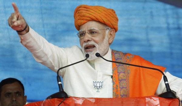 कांग्रेस राज्य में ‘ओखी’ जैसी, नहीं जीतेगी चुनाव : मोदी