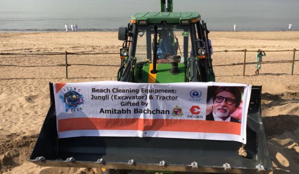 Amitabh bachchan gifts tractor, excavator for cleaning versova beach