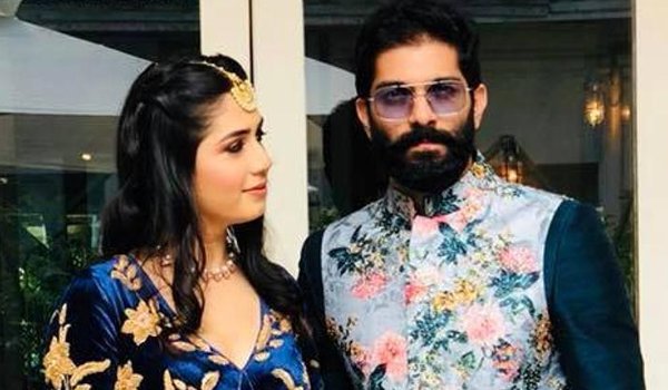 MNS chief Raj Thackeray's son Amit gets engaged to fashion designer Mitali Borude