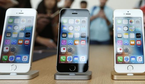 एप्पल ने भारत में आईफोन की कीमत बढ़ाई