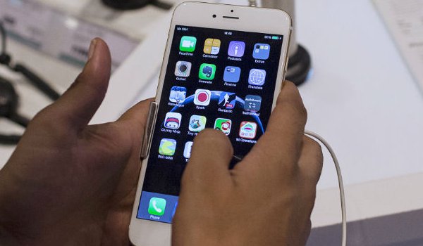 एप्पल हर फोन पर करता है सैमसंग से पांच गुणा ज्यादा कमाई