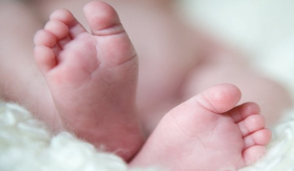 पटना में महिला ने 4 बच्चों को जन्म दिया