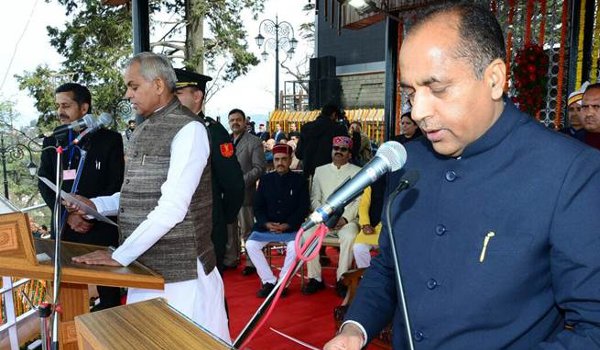 हिमाचल : मुख्यमंत्री जयराम ठाकुर ने 11 मंत्रियों को विभाग बांटे हिमाचल : मुख्यमंत्री जयराम ठाकुर ने 11 मंत्रियों को विभाग बांटे
