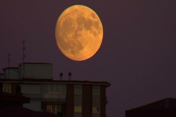 Shadow of Supermoon on New Year festivals in Goa