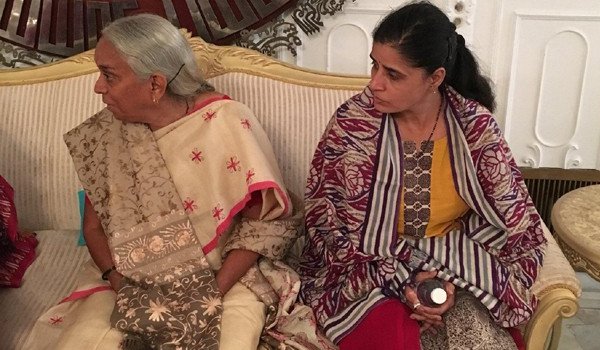 Mother and wife meets Kulbhushan Jadhav in Pakistani jail