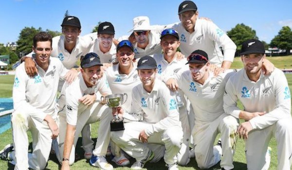 हेमिल्टन टेस्ट : न्यूजीलैंड 240 रनों से जीता, सीरीज पर कब्जा