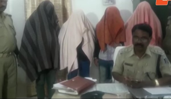 ओडिशा : कॉलेज की छात्रा से छेड़खानी के मामले में 6 अरेस्ट ओडिशा : कॉलेज की छात्रा से छेड़खानी के मामले में 6 अरेस्ट