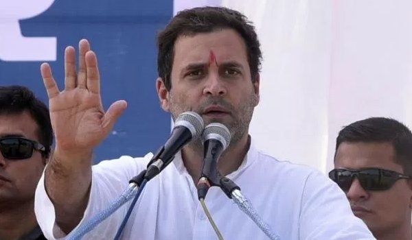 गुजरात में 39 प्रतिशत बच्चे कुपोषण का शिकार : राहुल गांधी गुजरात में 39 प्रतिशत बच्चे कुपोषण का शिकार : राहुल गांधी