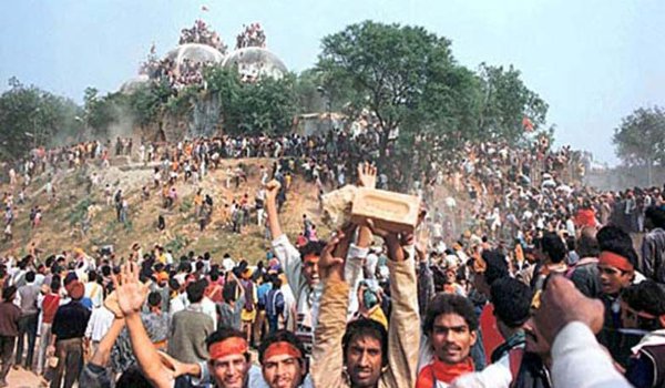 सुप्रीमकोर्ट अयोध्या मामले पर 8 फरवरी से सुनवाई शुरू करेगा