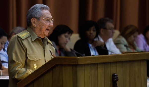 क्यूबा के राउल कास्त्रो 2018 में पद छोड़ देंगे