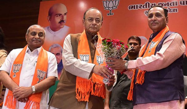 विजय रूपाणी होंगे गुजरात के CM, नितिन पटेल Deputy CM विजय रूपाणी होंगे गुजरात के CM, नितिन पटेल Deputy CM