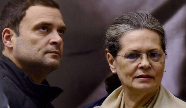 Sonia and Priyanka meet Rahul Gandhi