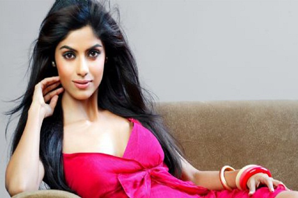 Sainthani Ghosh enjoying holidays with family