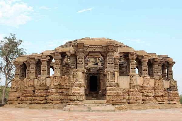 Please visit this miraculous and mysterious temple of India