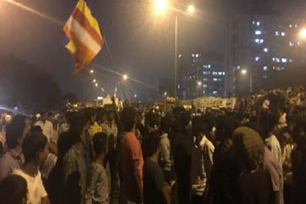 Bollywood celebrities denounce Mumbai bandh