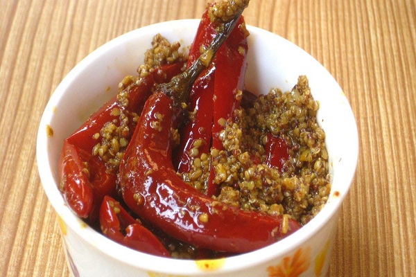 Banarasi oil pickle made from red chillies
