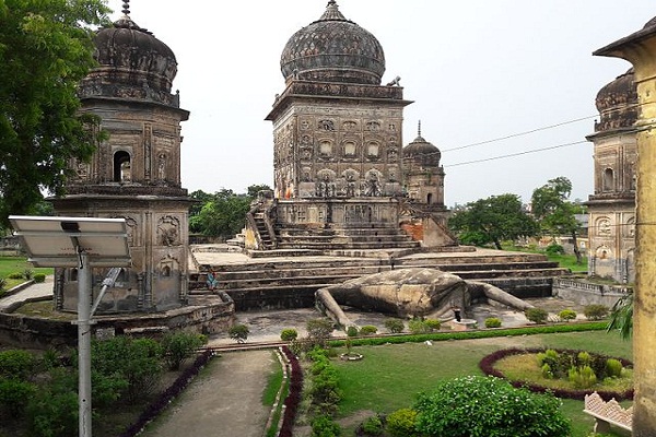 A unique temple, where Lord Shiva is sitting on the frog