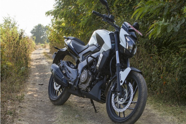 BAJAJ DOMINER RI HERO MOTOCORP THIS SPORTSBACK