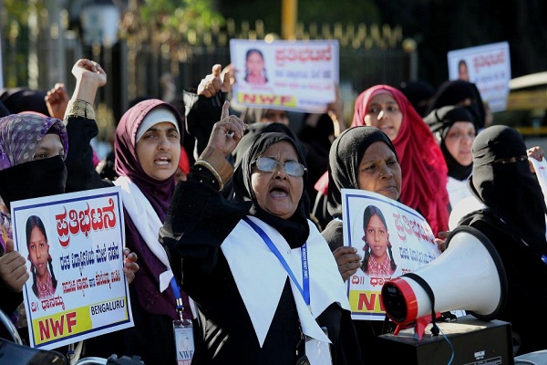 Demonstrations against minor murders after rape in Pakistan