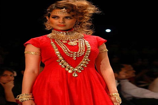 FASHION: Appearance is so different with Western clothing such heavy-duty jewelry