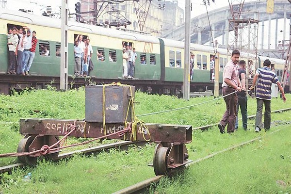 IED explosive recovered near Kashmir railway station