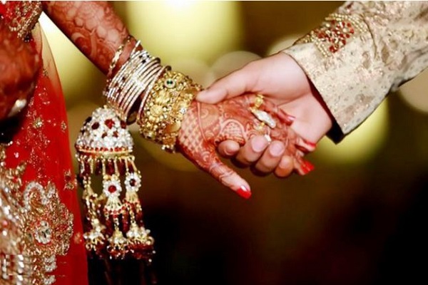 Ajab-Gajab || When the girl got married with her grandfather