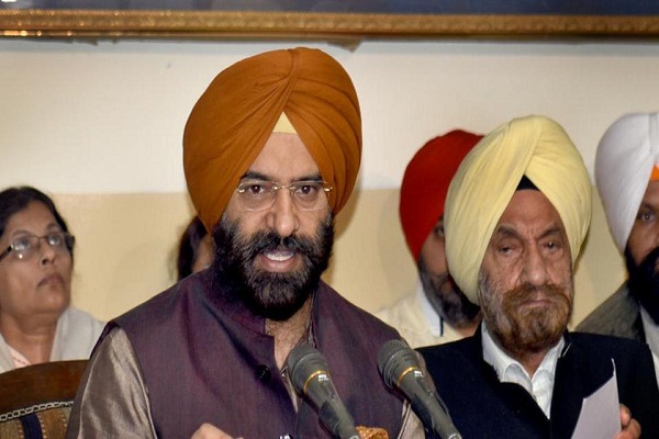 Kapil Mishra, Manjinder Sirsa, Marshall did out of assembly Kapil Mishra, Manjinder Sirsa, Marshall did out of assembly